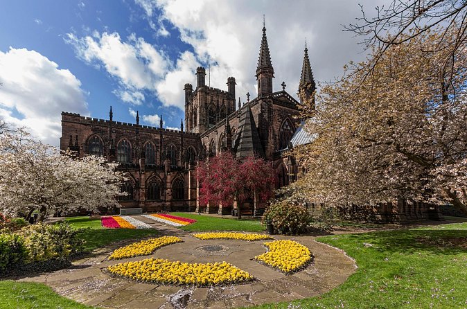 Hello Chester! Private Walking Tour - River Dee, panoramic views and a gentle walk to close the loop