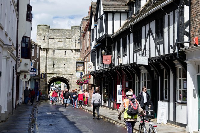 Hello York! Private Walking Tour - Clifford’s Tower: from fortress power to city identity