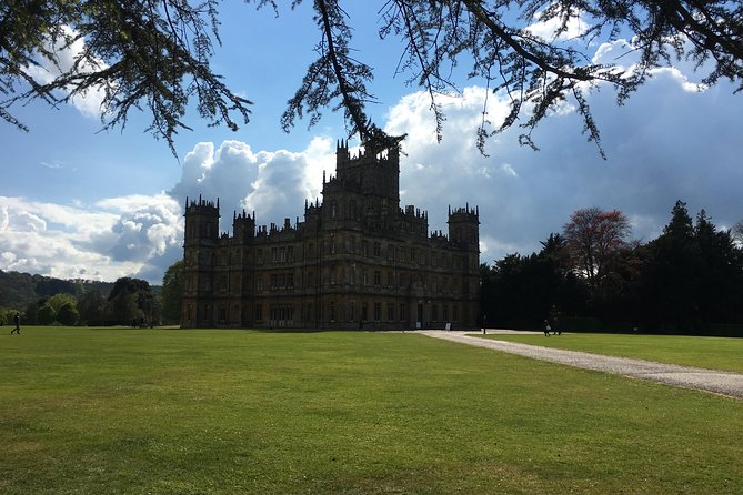 Highclere Castle Private Round Trip Transportation Service - Comfort and Group Size, From Sedan to Van
