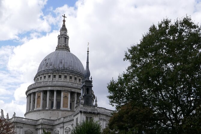 Highlights of Old London Town: Walking Tour of the Square Mile - A 90-minute Square Mile walk that feels like a proper story