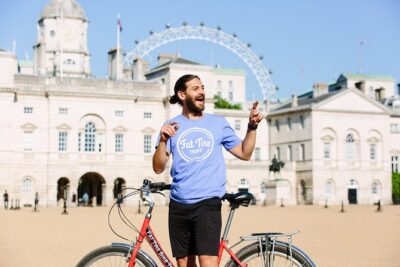 Highlights of Royal London Bike Tour including Hyde Park