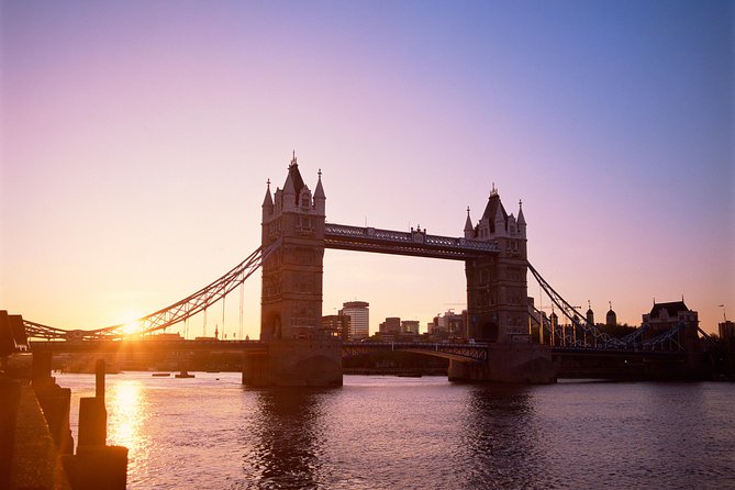 Highlights of Royal London Bike Tour with River Cruise Package - Southwark start: helmets on, bikes sorted, then you’re rolling