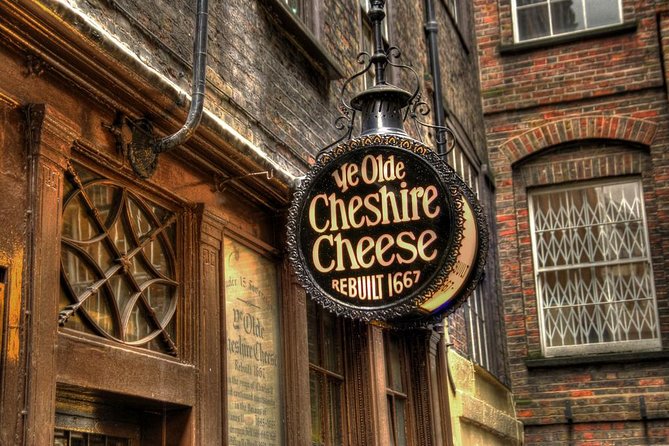 Historic London Pubs Private Walking Tour With Free Drinks! - Key highlights worth planning around