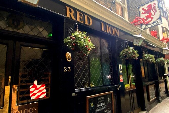 Historic Pub Walking Tour of London - Your Guide Makes the Pubs Sound Like Characters