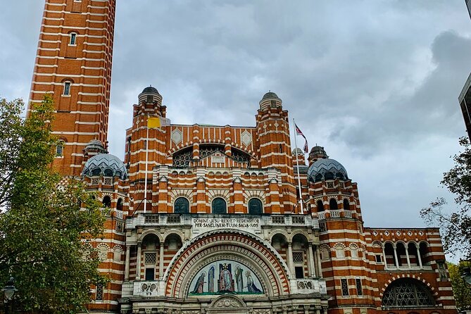 Historical City of London Private Sightseeing Day Tour - Tower of London time: crown jewels area, ticket choice needed