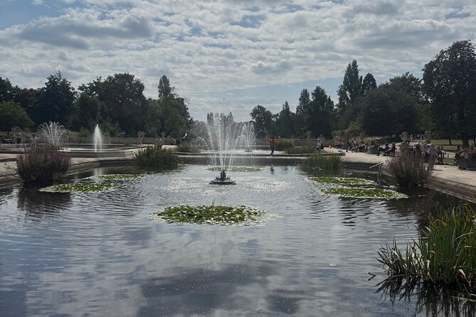 Hyde Park and Kensington Gardens Walking Tour - Stop 5: Peter Pan Statue, the playful break you did not know you needed
