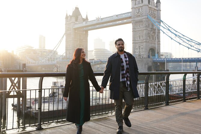 Iconic London Portraits Tour with Expert Local Photographer - Key things that make this photo tour work
