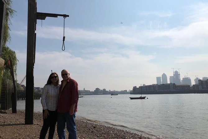 In Jack The Ripper Footsteps: Private Black Cab Tour in London - Pickup at Embankment and how the Central London area works