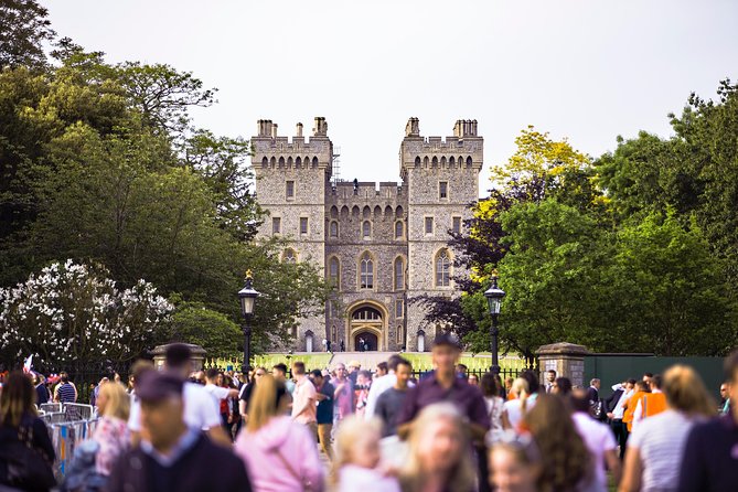 Independent Layover Tour to Windsor from London Gatwick or Heathrow Airport - Why a Windsor Layover Tour Beats Stuck Airport Time