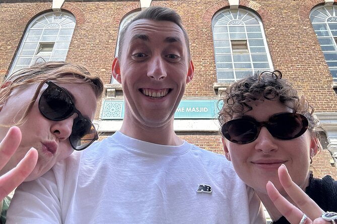 Jack the Ripper in London: Quest Experience - Stops 3 to 5: Ten Bells, 19 Princelet Street, and Old Truman Brewery