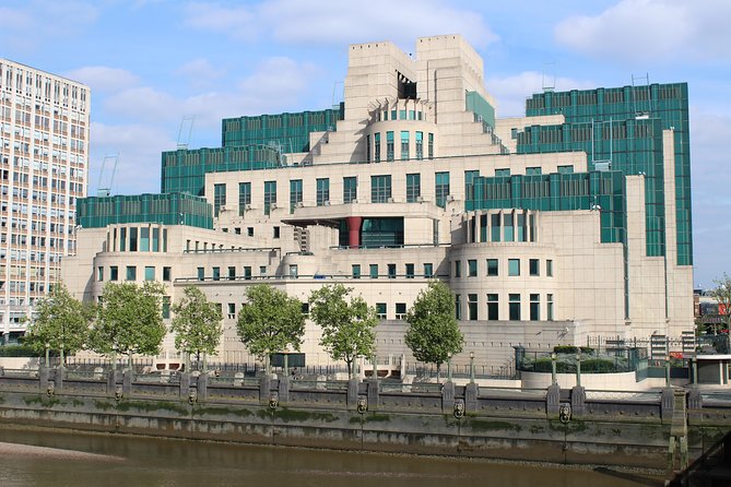 James Bond Film Location Walking Tour in London - Key things I’d mark on your itinerary