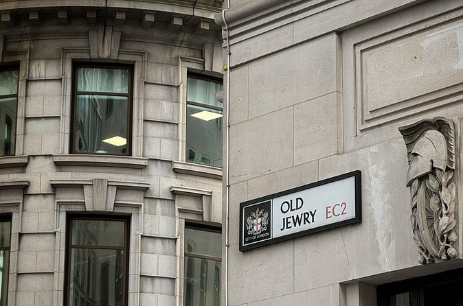 Jewish History Walking Tour in London - Stop 2: The Heart of the City, Famous Jewish Names and Street Clues