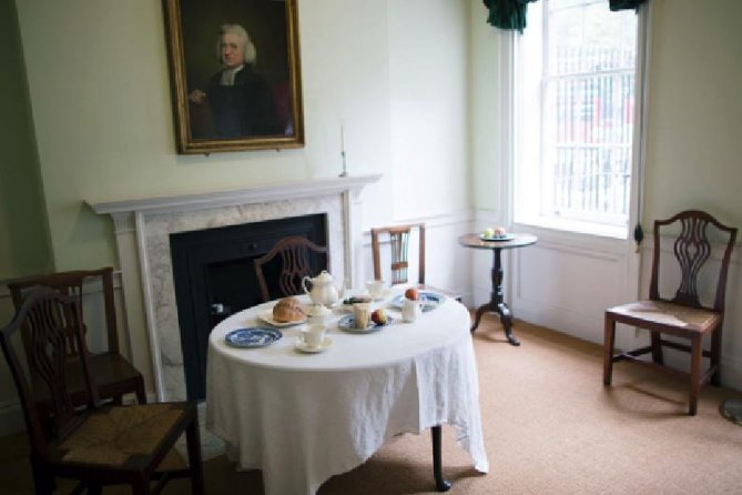 John Wesley Methodist Private Walking Tour Of London - Where the tour starts at Panyer Alley, EC2V 6AA