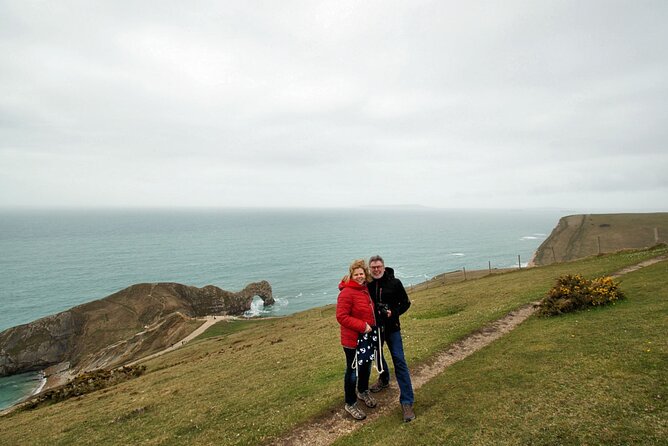 Jurassic Coast Highlights – Full Day Exploration - Weymouth Lunch Break: Sea Air, Local Pubs, and a Real Reset