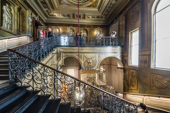 Kensington Palace Entrance Ticket - Dress Codes exhibition: court fashion rules, and when they break