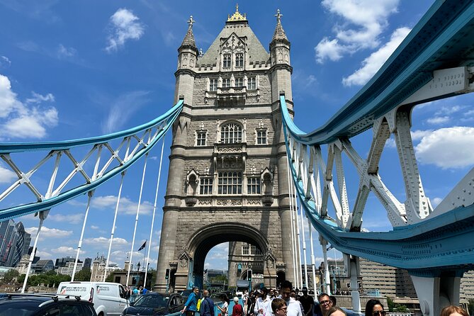 Kid-Friendly Tour: Tower of London and Tower Bridge Entry - Getting there, shoes, and winter warmth that actually matter