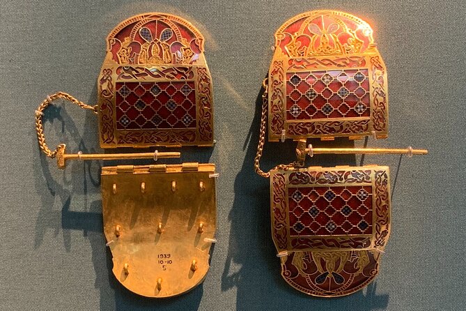 Kids & Families London British Museum Highlights Tour and West End Discovery - Who this tour fits best