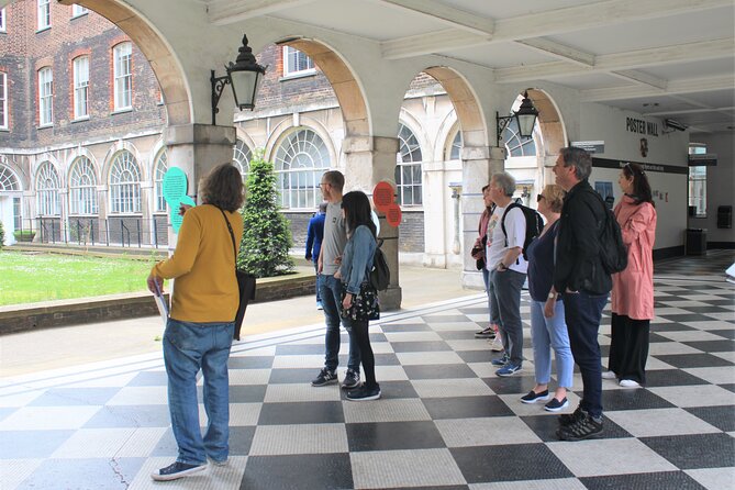 Killing Eve Locations Tour of London with Private Guide - Key things you will like on this Killing Eve locations tour