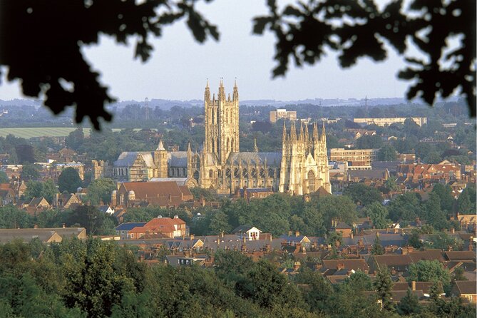 Leeds Castle Canterbury and Dover Private Tour from London - Who should book this private tour, and who should look elsewhere
