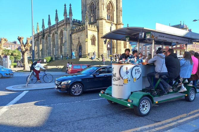 LIverpool beer or prosecco bike tour - Beer or Prosecco: Drinks, Cups, and How to Handle the Party Side