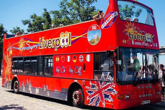 Liverpool: "Blue Route" - City & Beatles Tour - Meeting at Gower Street and Seating Your Best View