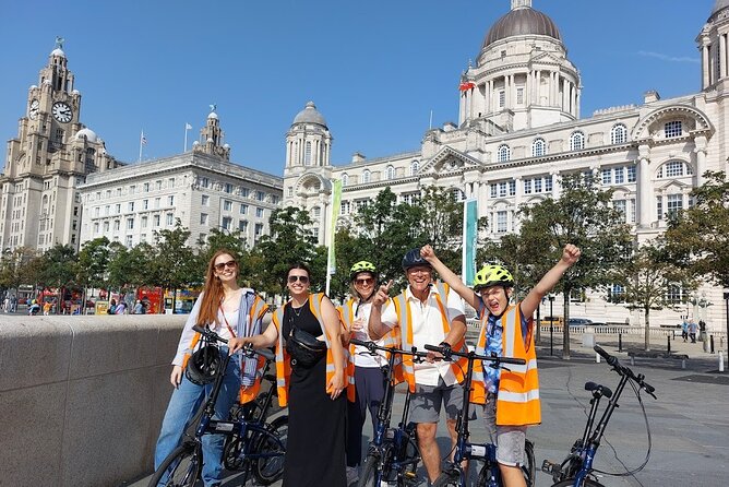 Liverpool City Centre Highlights Tour - Guides, Pace, and Safety: What to Expect on Busy Streets