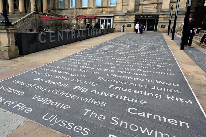 Liverpool Film and Music - 2 hour Private Walking Tour - Start at the Beatles Statue, then Pier Head by the water