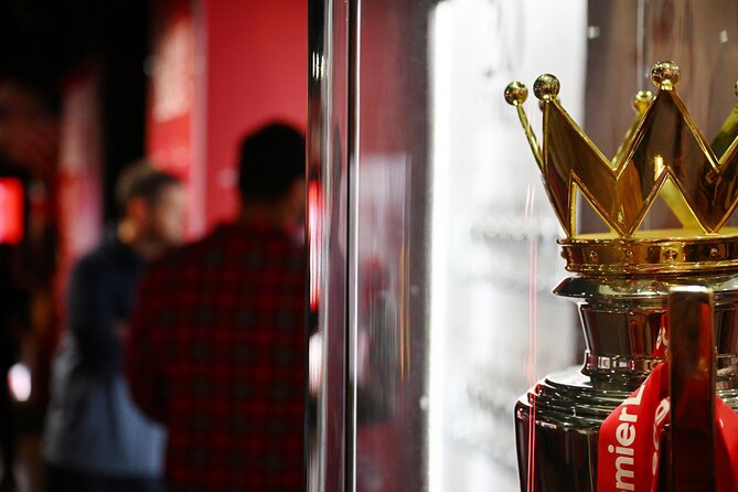 Liverpool Football Club - The Anfield Experience - What to watch for: guide behavior and group comfort