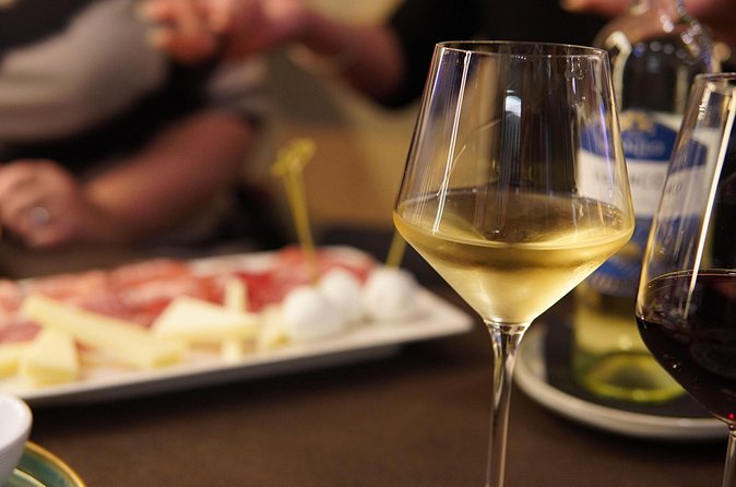 Liverpool Wine Tour Experience - Meeting the sommelier, Mikey, and tasting smarter