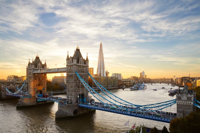 London: Afternoon Tea Bus Tour with Prosecco & London Eye Option - London Eye option: what the 135-metre ticket adds