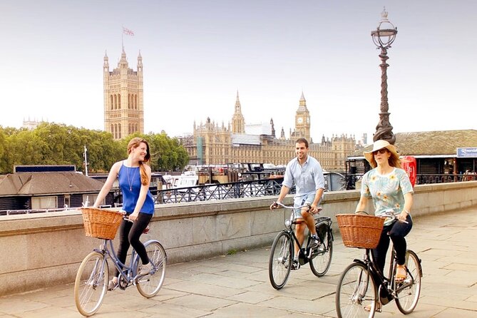 London Bike Tour: Landmarks, Secret Gems, Pub Stop & Street Art - Admiralty Arch and the “secret stone nose” detail you will remember