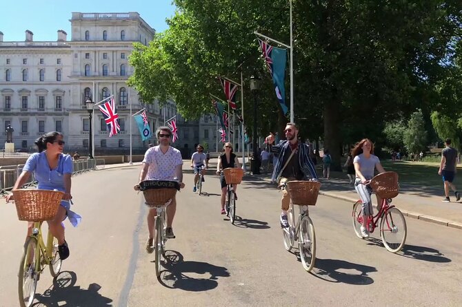 London Bike Tour: Landmarks, Secret Gems, Pub Stop & Street Art - Covent Garden and the optional pub pint stop that breaks the ride up