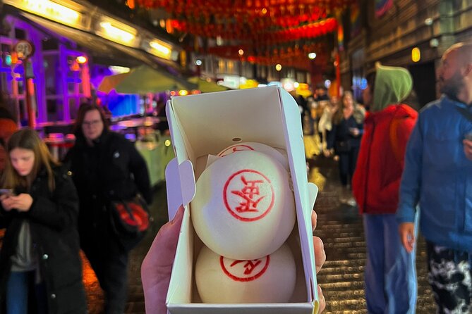 London Bridge & Borough Market Food Tour with 7 Authentic Dishes - Finding the start near London Bridge (and not getting left behind)