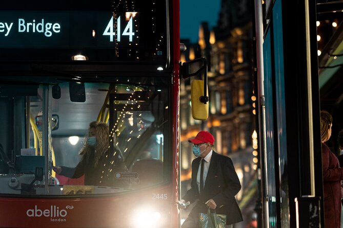 London By Night Black Taxi Tour - Where you meet, pickup radius, and the timing that matters
