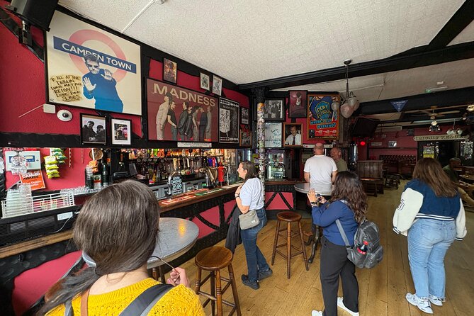London Camden Rock Music Walking Tour - 113 Bayham St and Parkway: Brit Pop lore plus the Amy Winehouse trail