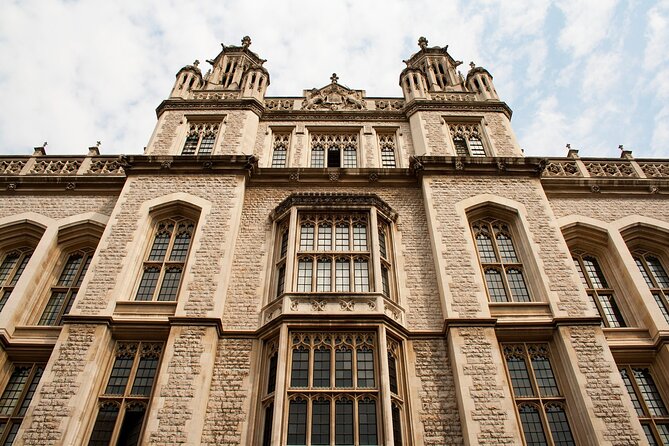 London Charles Dickens Puzzle Questo and Self-Guided Tour - Price and pacing, why this is such good value