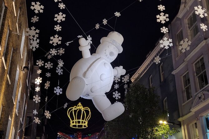 London Christmas Lights Private Walking Tour - Hatchards: a warm bookstore stop for gifts that feel personal