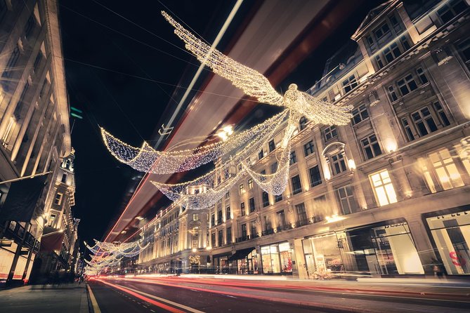 London Christmas Lights Tour by Vintage Double-Decker Bus - The traffic reality: Regent Street may change, and that is still normal