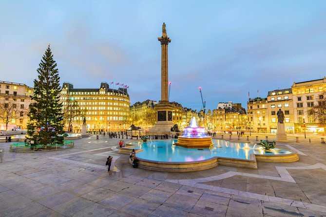 London Christmas Lights Tour by Vintage Double-Decker Bus - Practical expectations: photos, crowds, and what you should bring
