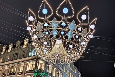 London Christmas Sparkle Private Walking Tour