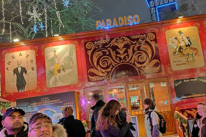 London Christmas Sparkle Private Walking Tour - Markets and gift shopping, without losing the plot