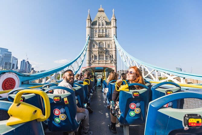 London Discovery by Day and by Night Hop-On Hop-off Tours - Trafalgar Square and the London Eye: Your West End Anchor Stops