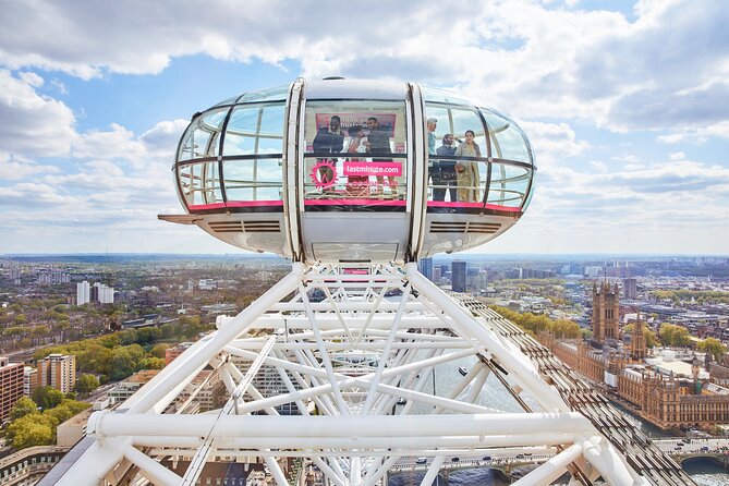London Eye Fast-Track Ticket - Inside your capsule, what the ride feels like