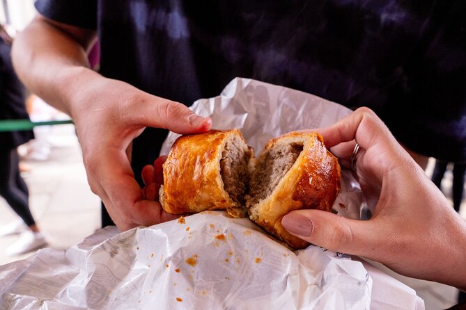 London Food Walking Tour: Taste Your Way Through Soho & Chinatown - Small group cap and priority entry, what that means for your night