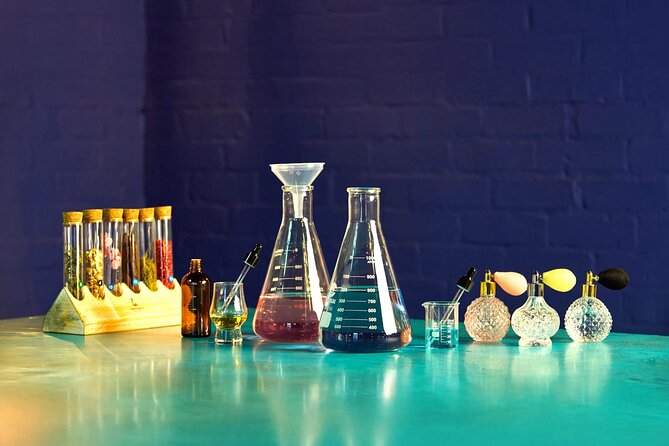 London: Gin Lab - Make your own gin - Blending Your Personalized Gin Recipe (Yes, You Do the Work)