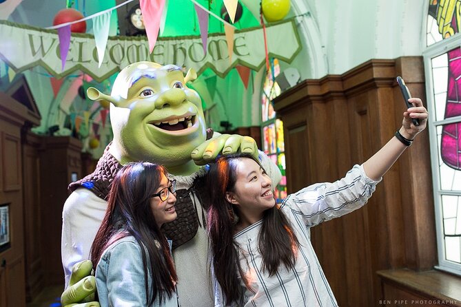London Golden Pass: Multi-Attraction Access - Shrek’s Adventure! London: A Real Family Crowd-Pleaser
