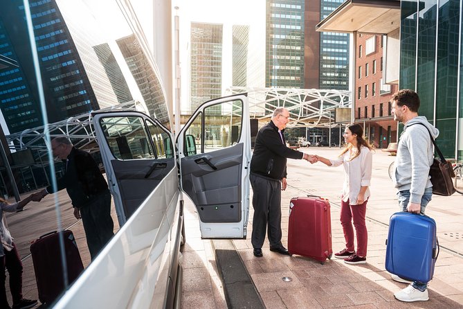 London Heathrow Airport Arrival Transfer (Airport to Southampton Hotel or Address) - Price and Value: Paying for Time, Peace of Mind, and Door-to-Door Service
