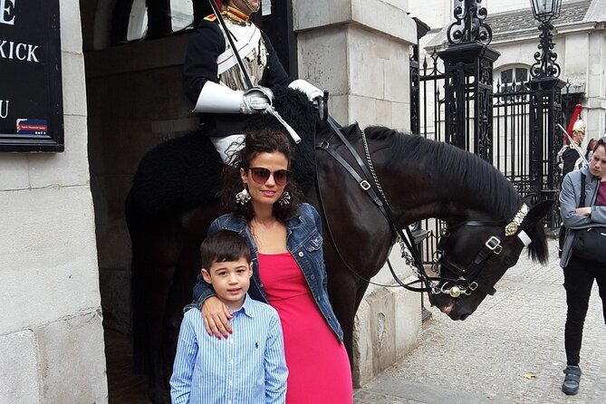 London Highlights Family-Friendly Walking Tour with Top Guide - A 3-hour family route that hits Westminster, Parliament, and Buckingham