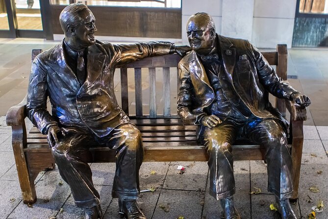 London in a Day Walking Tour from the Tower to Kensington - Guildhall Art Gallery plus the Roman amphitheatre under your feet
