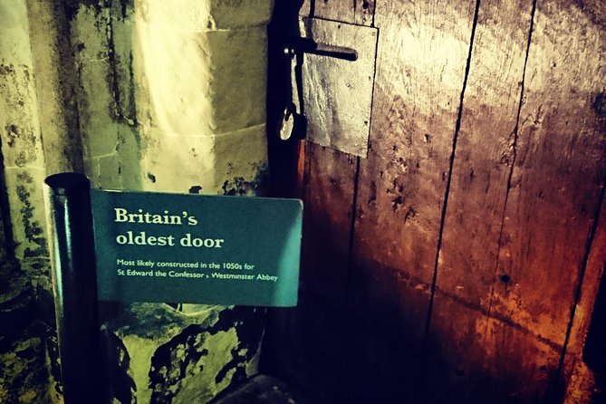 London In One Day - A Private & Bespoke Tour Itinerary - St Bride’s Church, the press, the bomb, and layers underfoot